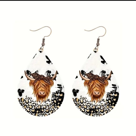 Jewelry - Cute Highland Cow Leopard Earrings